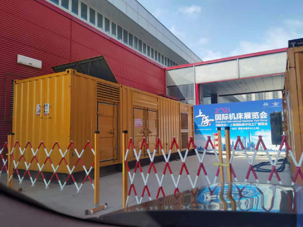 梓潼出租发电机-柴油发电机和汽油发电机哪个更好一些?