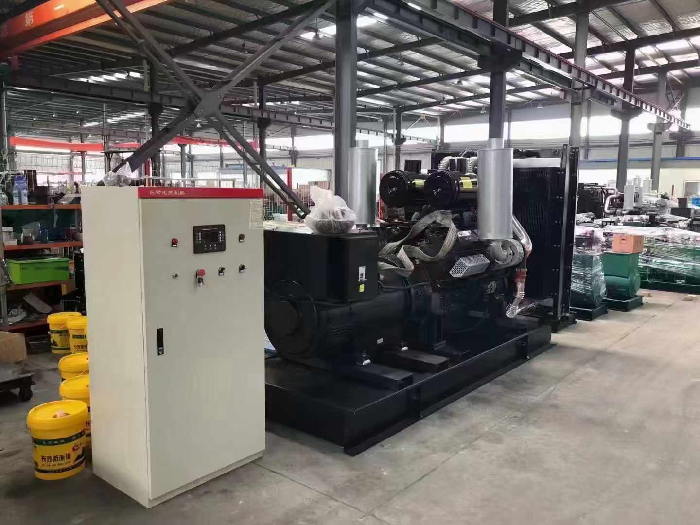梓潼柴油发电机运行时的噪音和振动水平如何？